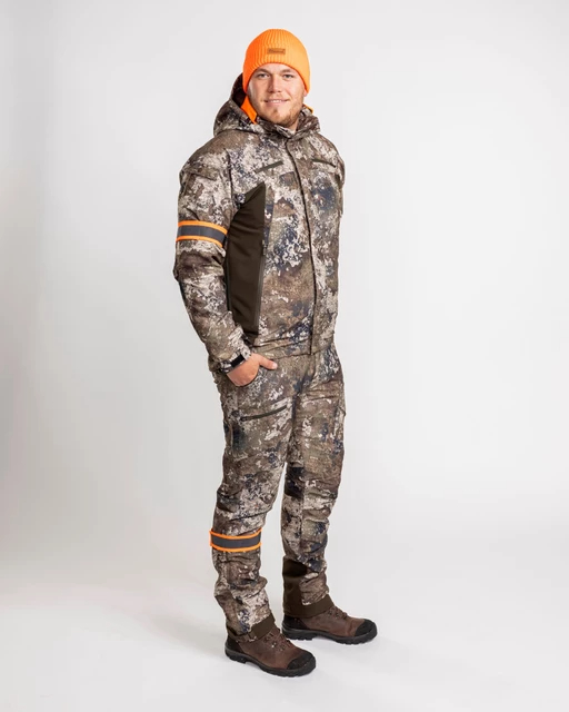 PINEWOOD Hunter Pro jope, Strata